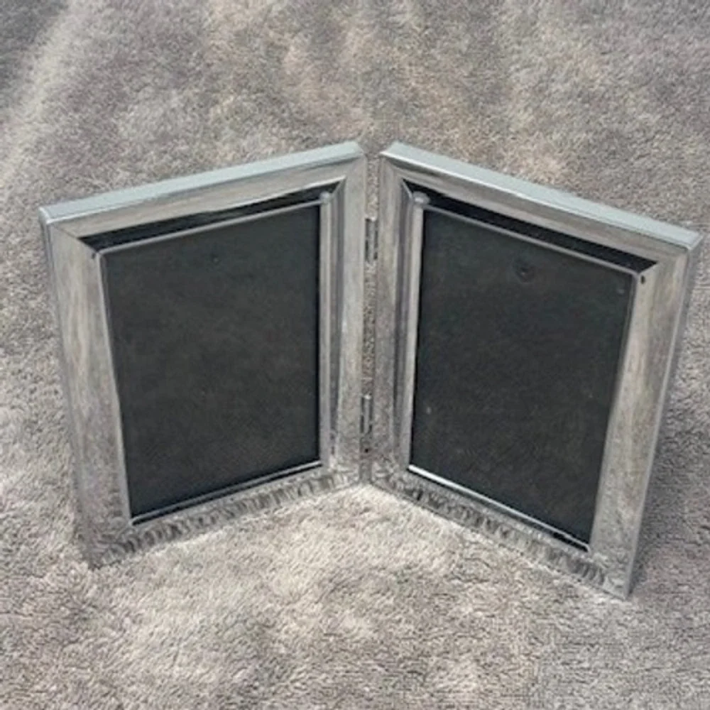 HB Group Double Picture Frame Silver Excellent Vintage 1997 Folding Beveled Edge